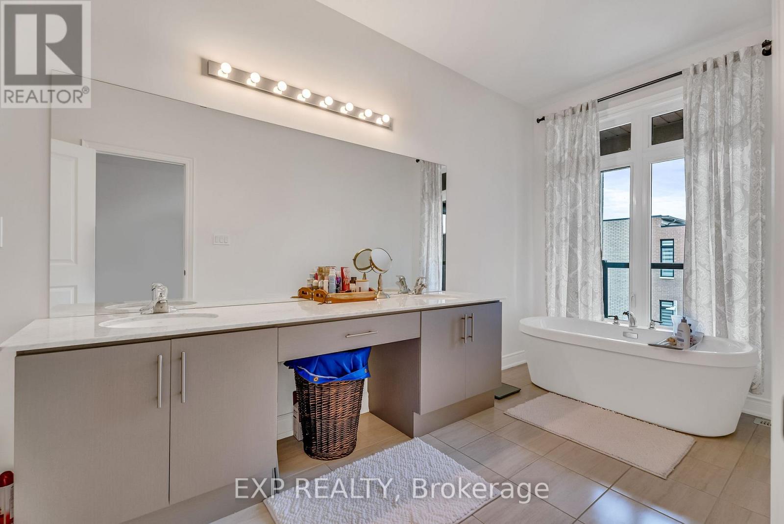 9548 Weston Road, Vaughan, Ontario  L4H 0P4 - Photo 41 - N12870796