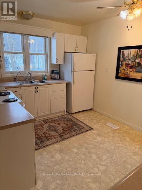 10 Toronto Street, Callander, Ontario  P0H 1H0 - Photo 12 - X12870766