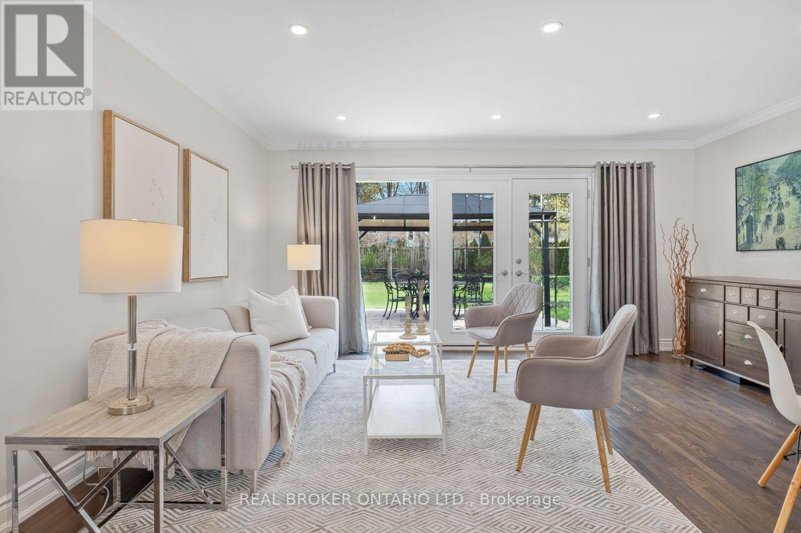 3 ELLESBORO DRIVE, Mississauga, Ontario