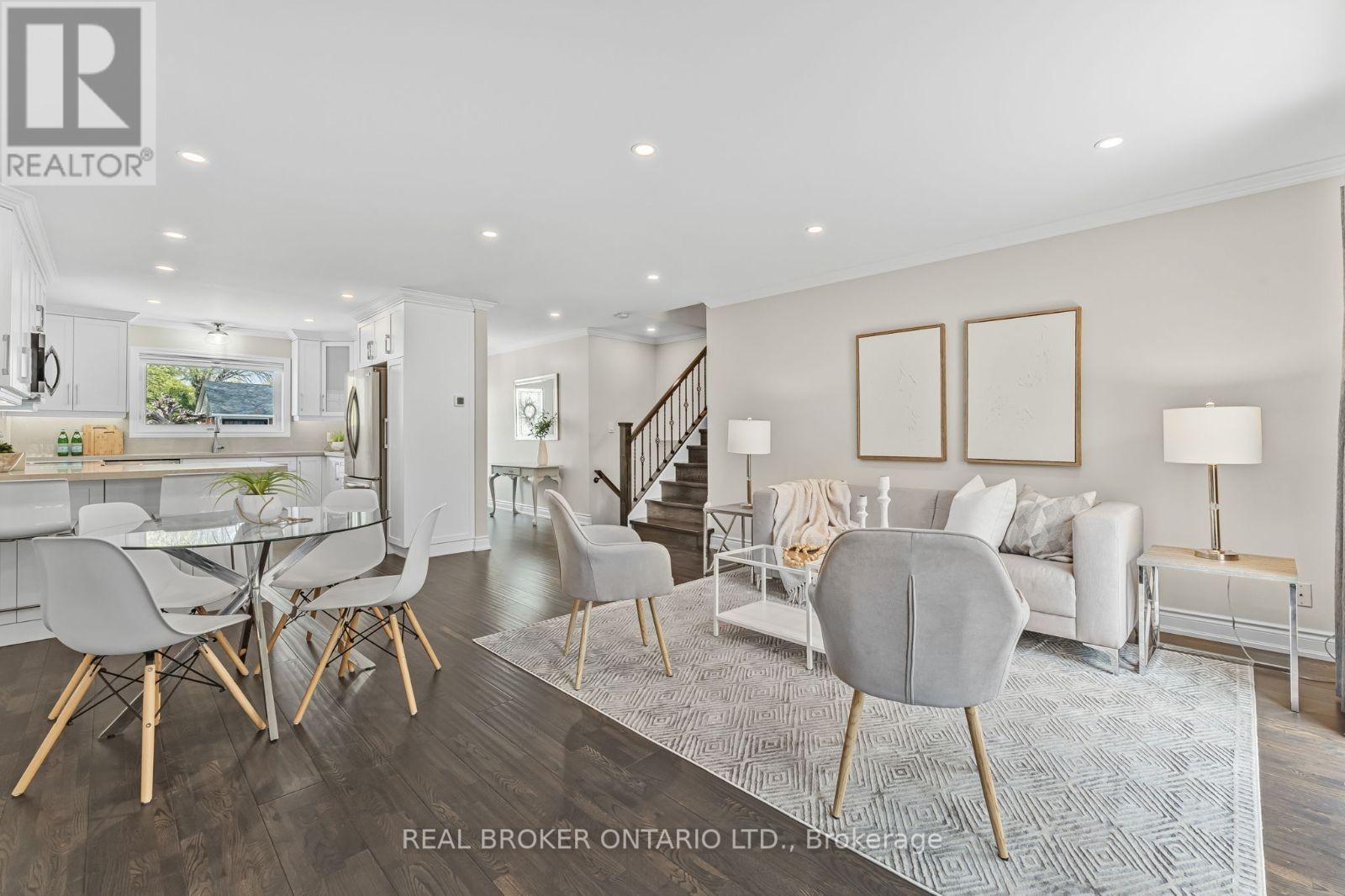 3 Ellesboro Drive, Mississauga, Ontario  L5N 1B9 - Photo 10 - W12870730