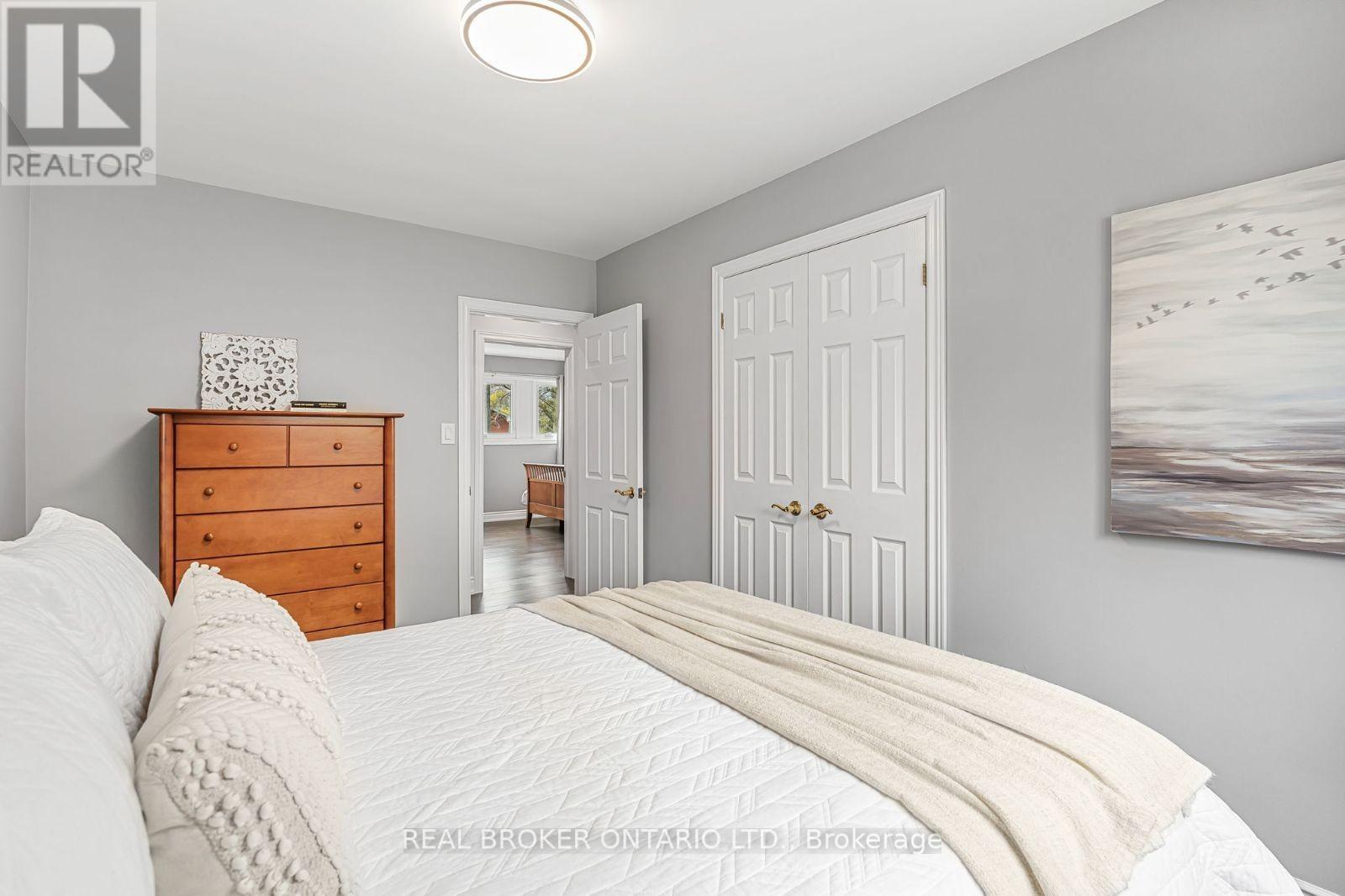 3 Ellesboro Drive, Mississauga, Ontario  L5N 1B9 - Photo 22 - W12870730