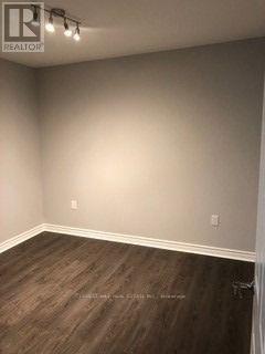 Upper - 4 St Clarens Avenue, Toronto, Ontario  M6K 2S3 - Photo 10 - W12870784