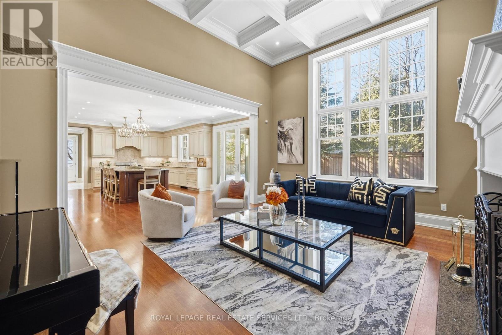 1049 Cedar Grove Boulevard, Oakville, Ontario  L6J 2C2 - Photo 10 - W12870810