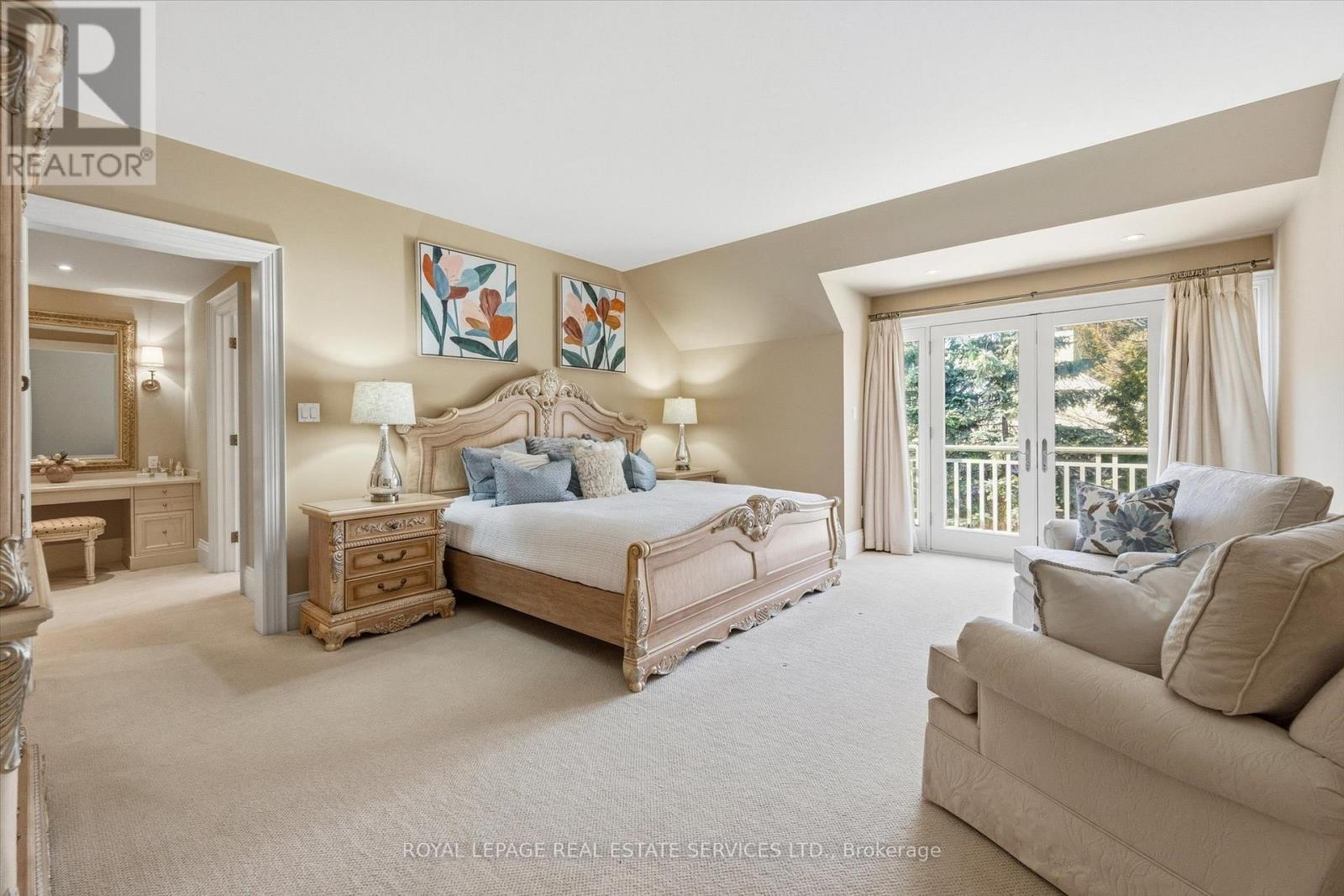 1049 Cedar Grove Boulevard, Oakville, Ontario  L6J 2C2 - Photo 22 - W12870810