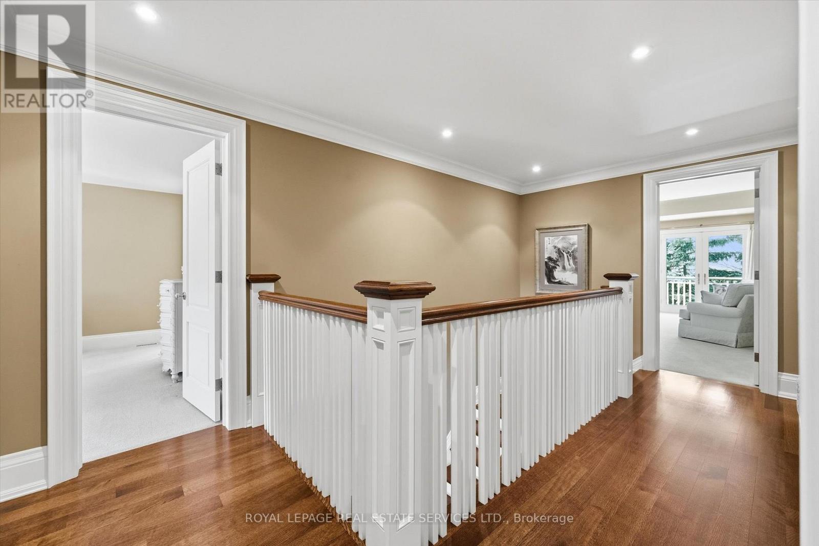 1049 Cedar Grove Boulevard, Oakville, Ontario  L6J 2C2 - Photo 28 - W12870810