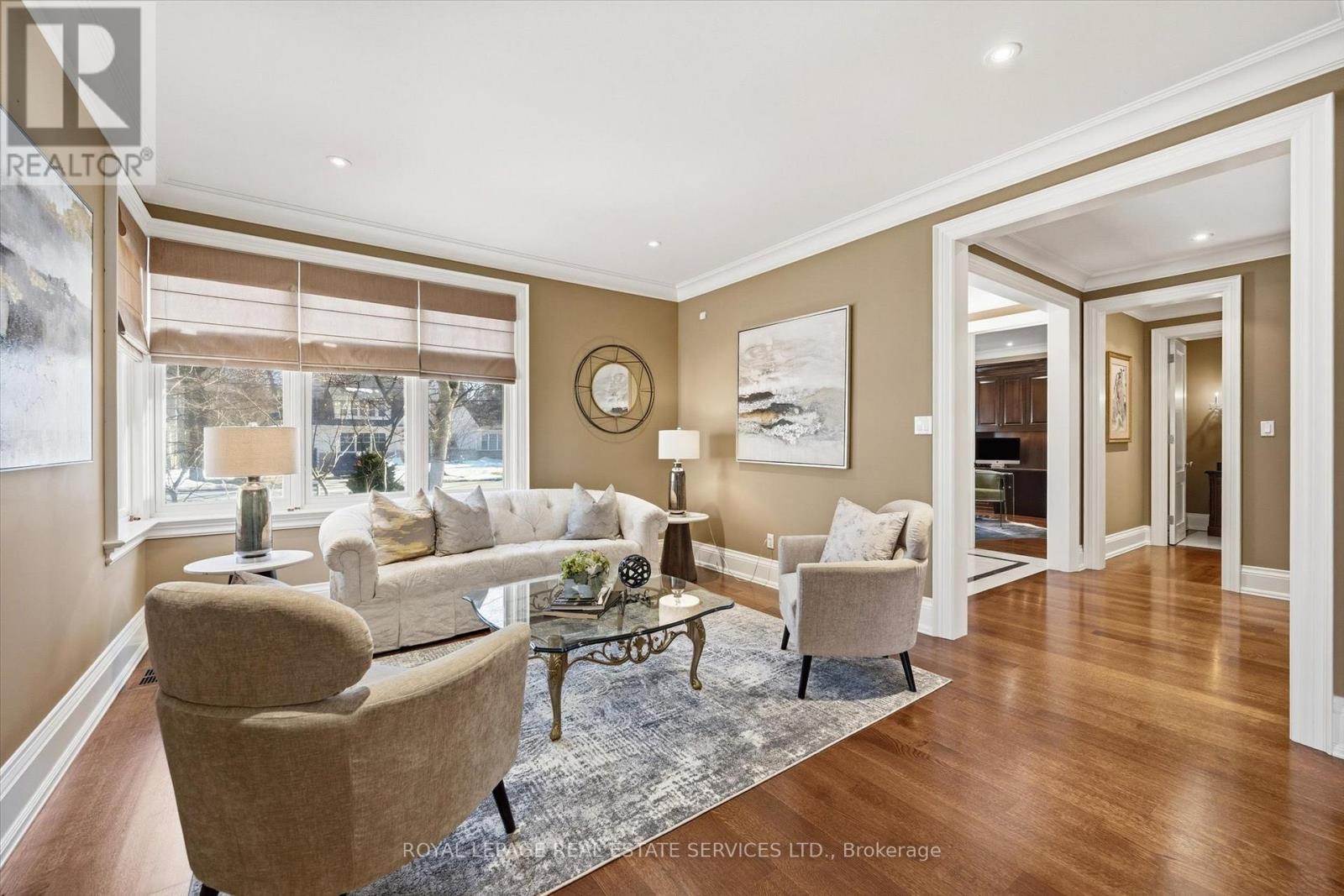 1049 Cedar Grove Boulevard, Oakville, Ontario  L6J 2C2 - Photo 4 - W12870810