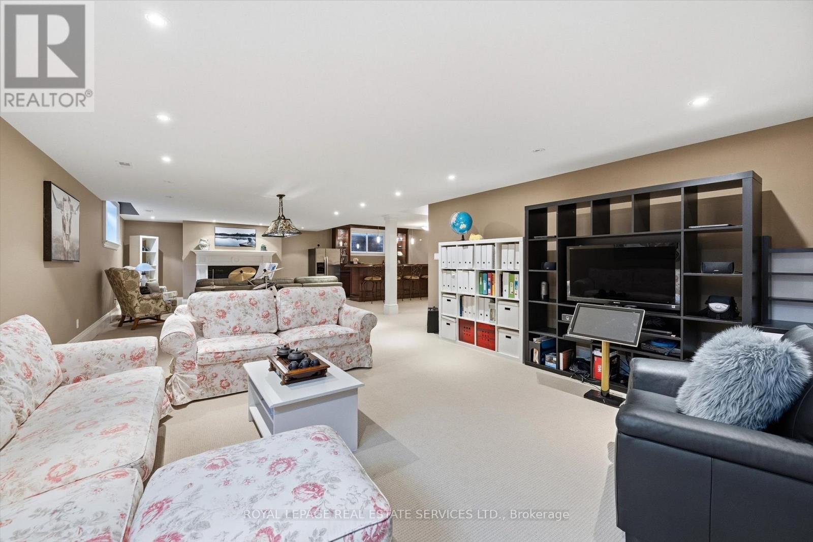 1049 Cedar Grove Boulevard, Oakville, Ontario  L6J 2C2 - Photo 42 - W12870810