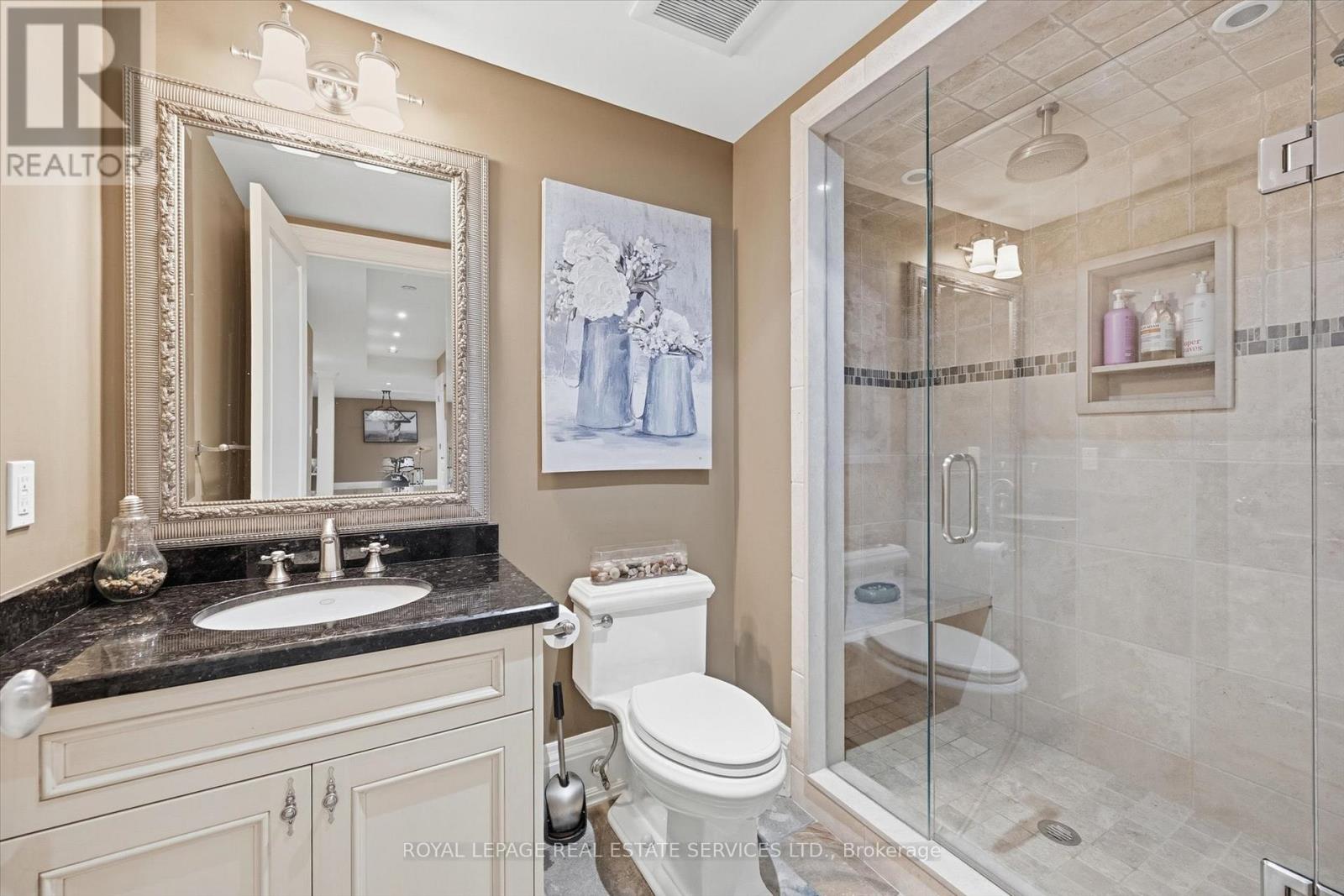 1049 Cedar Grove Boulevard, Oakville, Ontario  L6J 2C2 - Photo 44 - W12870810