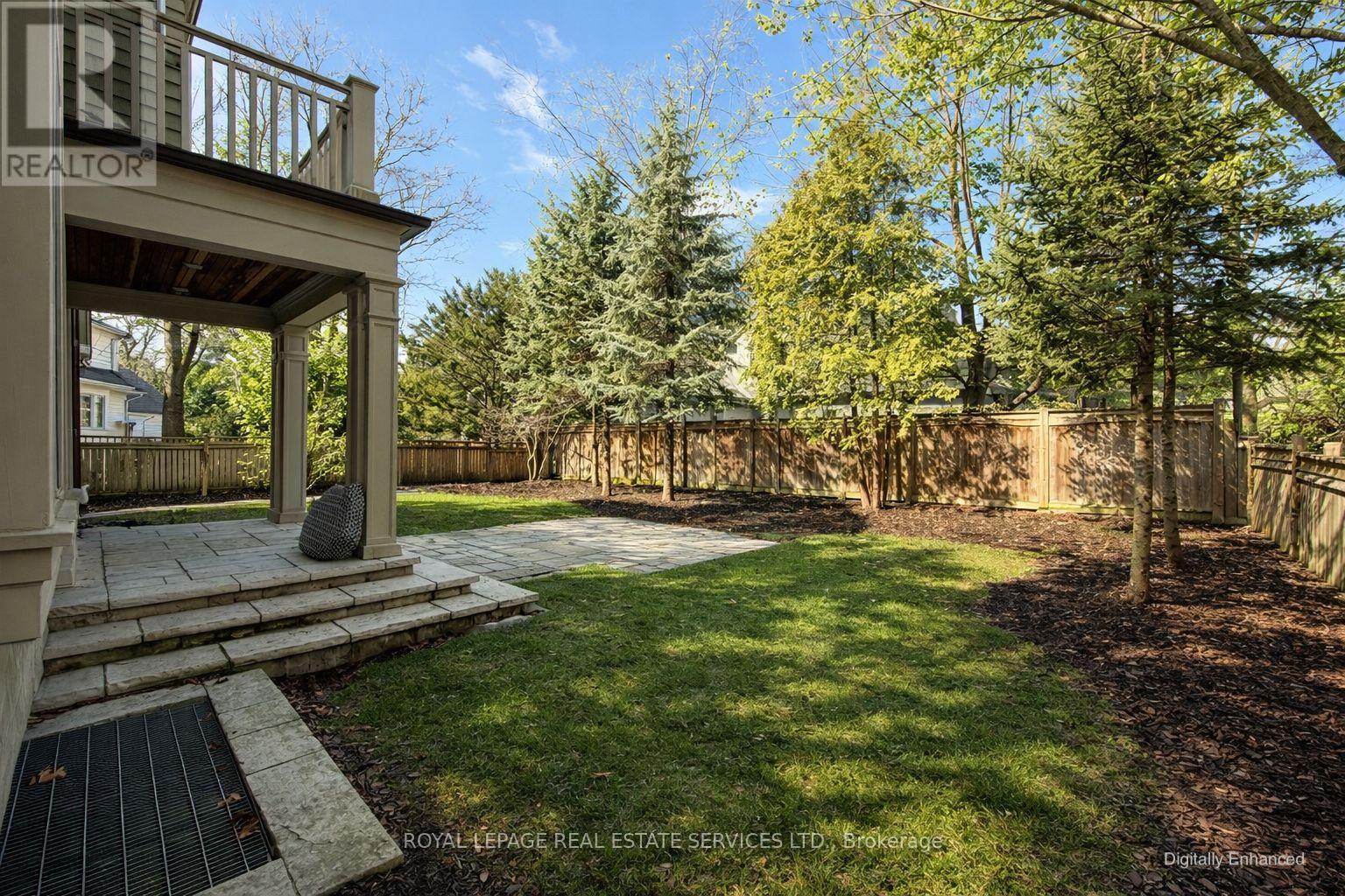 1049 Cedar Grove Boulevard, Oakville, Ontario  L6J 2C2 - Photo 47 - W12870810