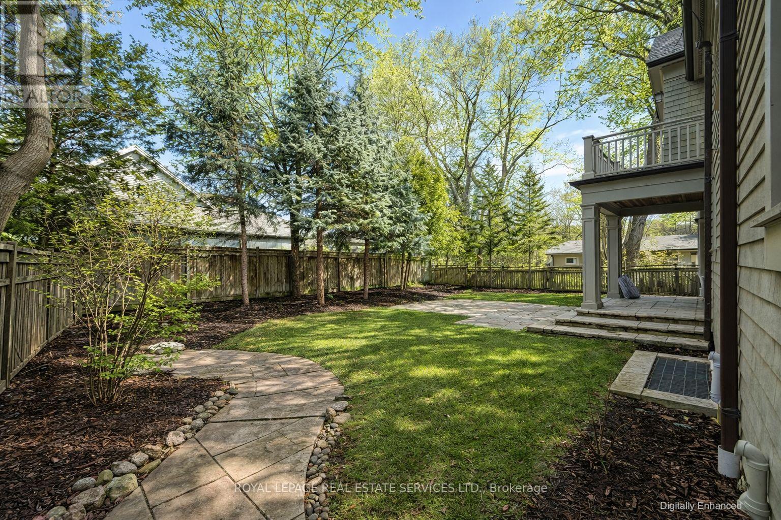 1049 Cedar Grove Boulevard, Oakville, Ontario  L6J 2C2 - Photo 48 - W12870810