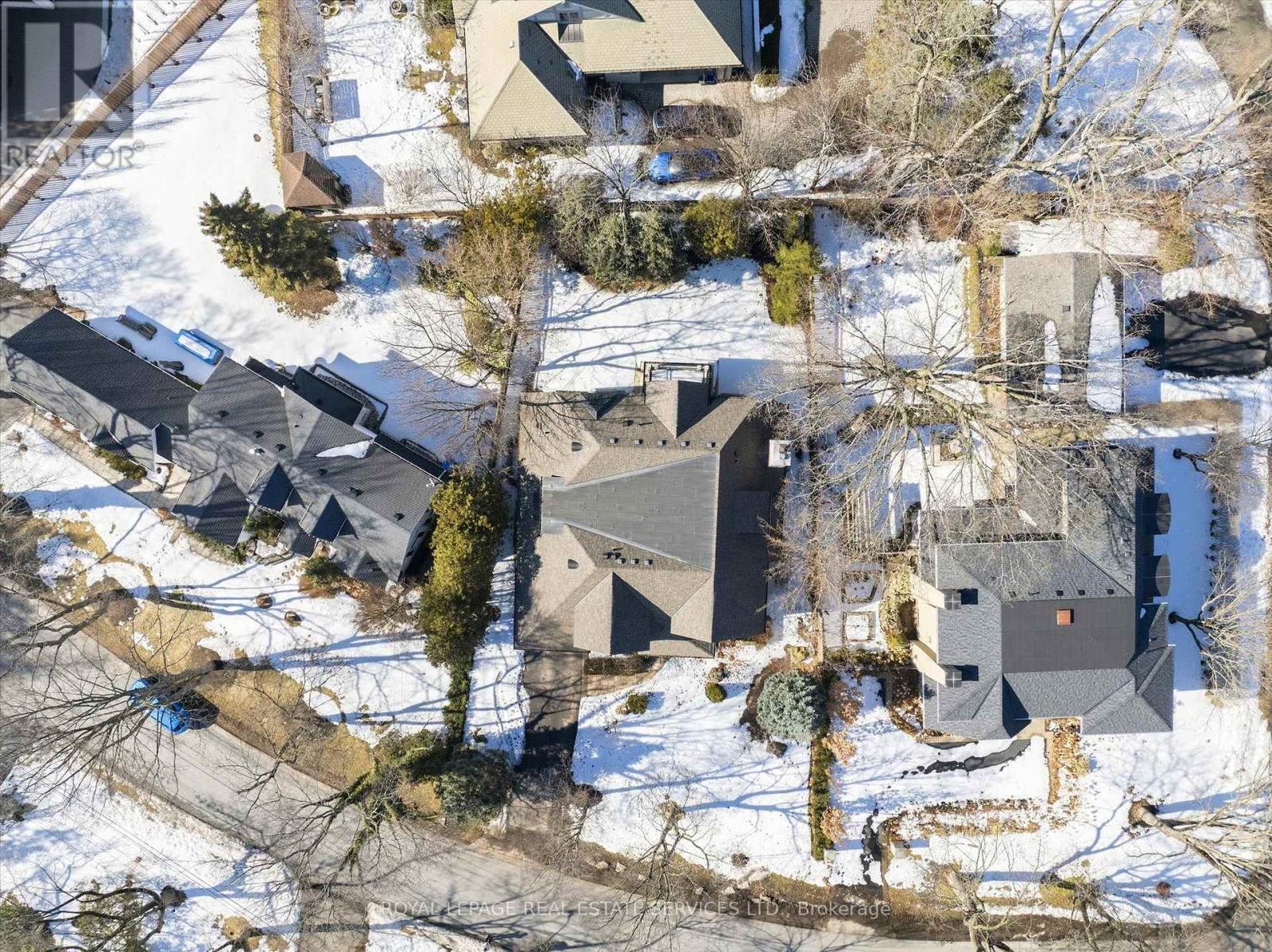 1049 Cedar Grove Boulevard, Oakville, Ontario  L6J 2C2 - Photo 49 - W12870810