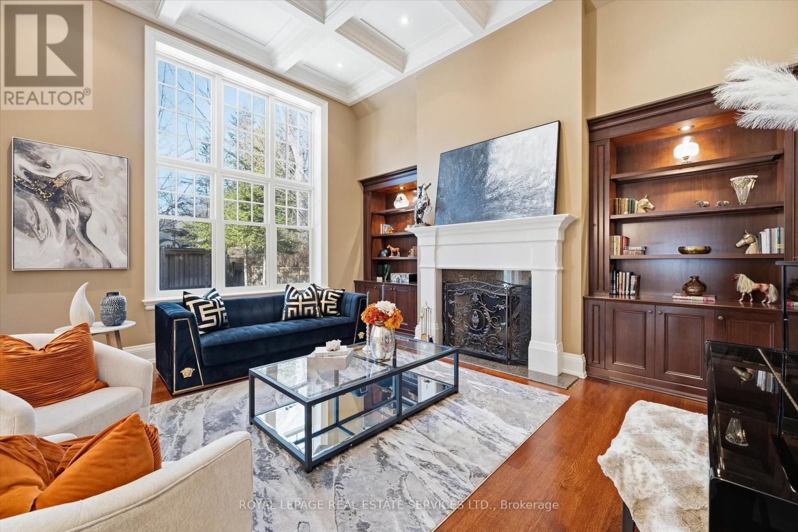 1049 Cedar Grove Boulevard, Oakville, Ontario  L6J 2C2 - Photo 9 - W12870810