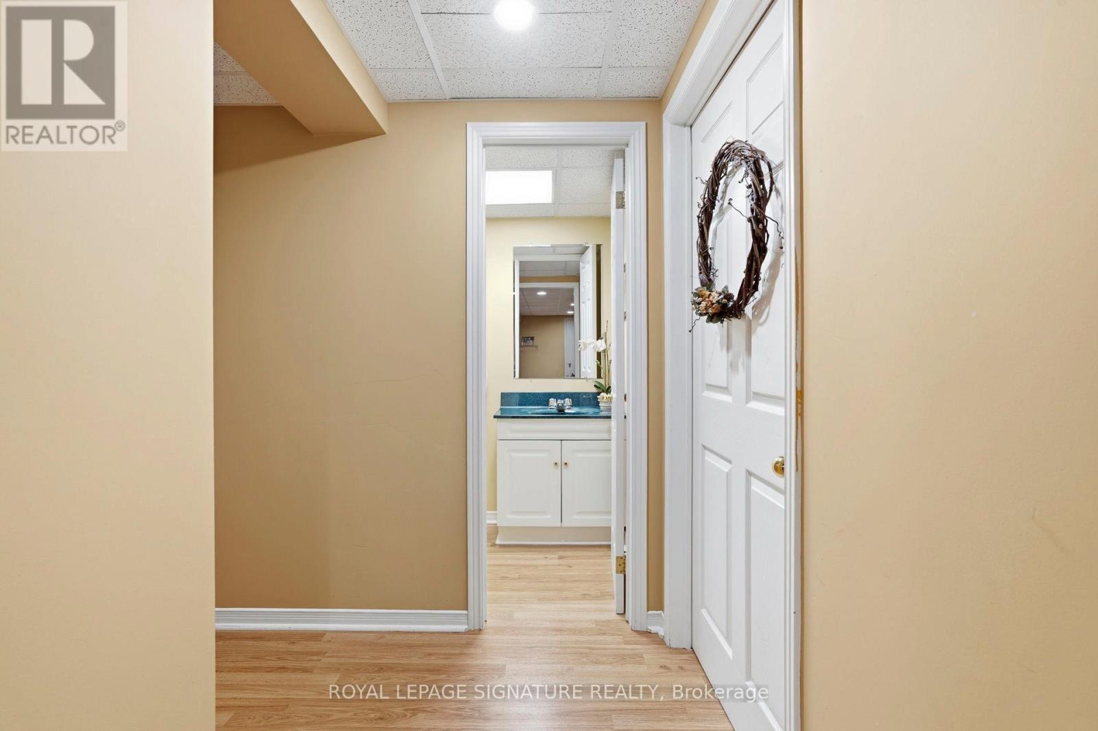 18 Webster Way, Halton Hills, Ontario  L7G 5J7 - Photo 39 - W12870858