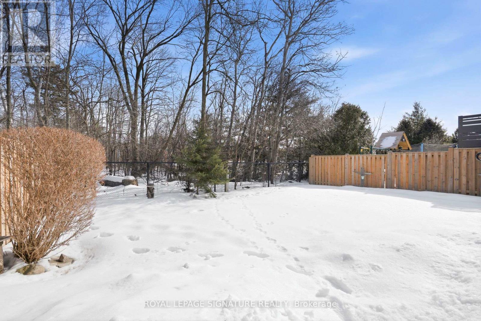 18 Webster Way, Halton Hills, Ontario  L7G 5J7 - Photo 46 - W12870858