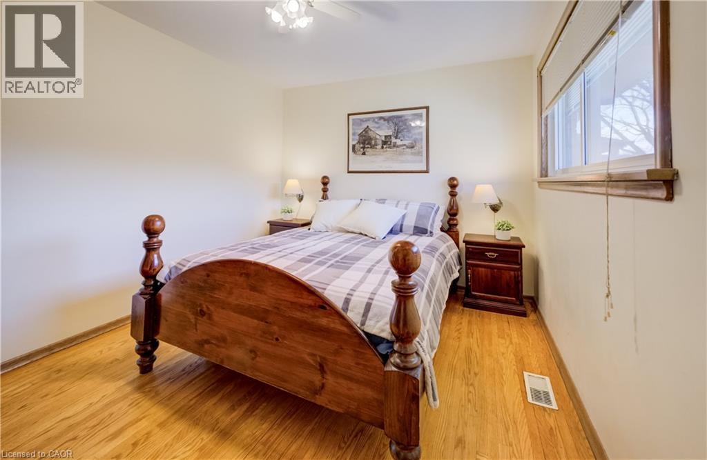 588 Krug Street, Kitchener, Ontario  N2B 1L7 - Photo 22 - 40810676