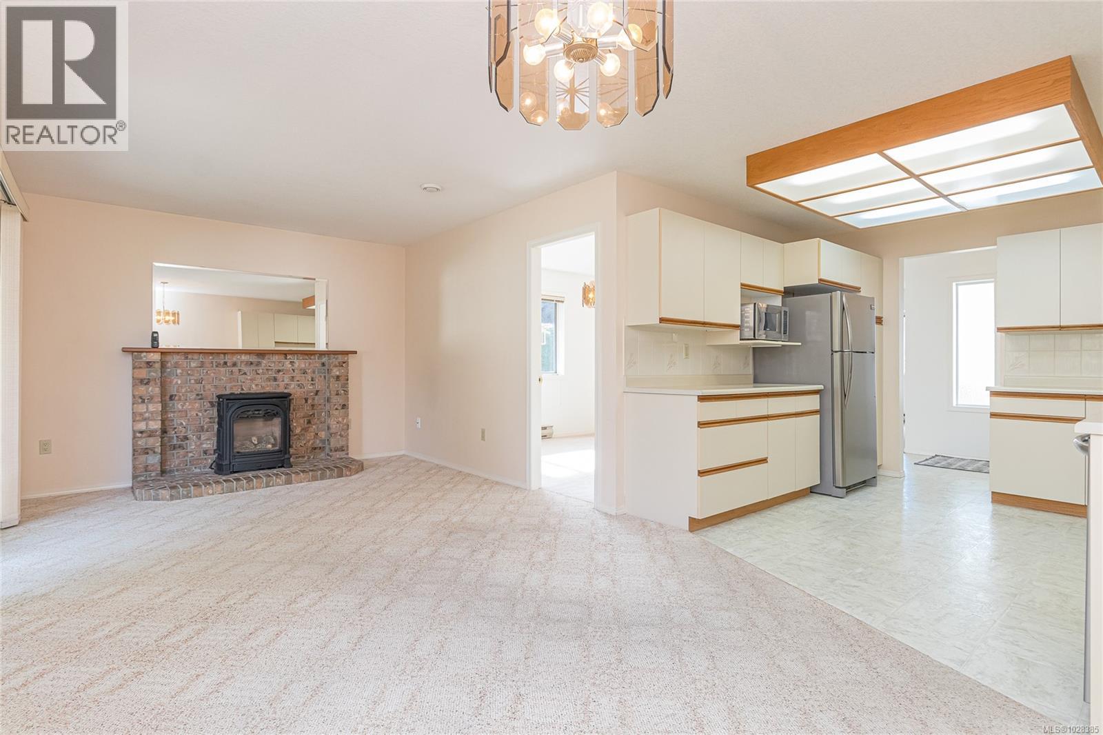 700 Arbutus St, Qualicum Beach, British Columbia  V9K 1K4 - Photo 14 - 1028385