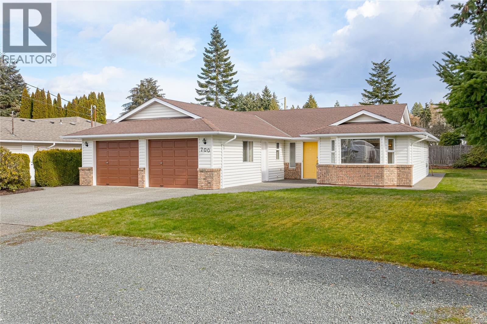 700 Arbutus St, Qualicum Beach, British Columbia  V9K 1K4 - Photo 33 - 1028385