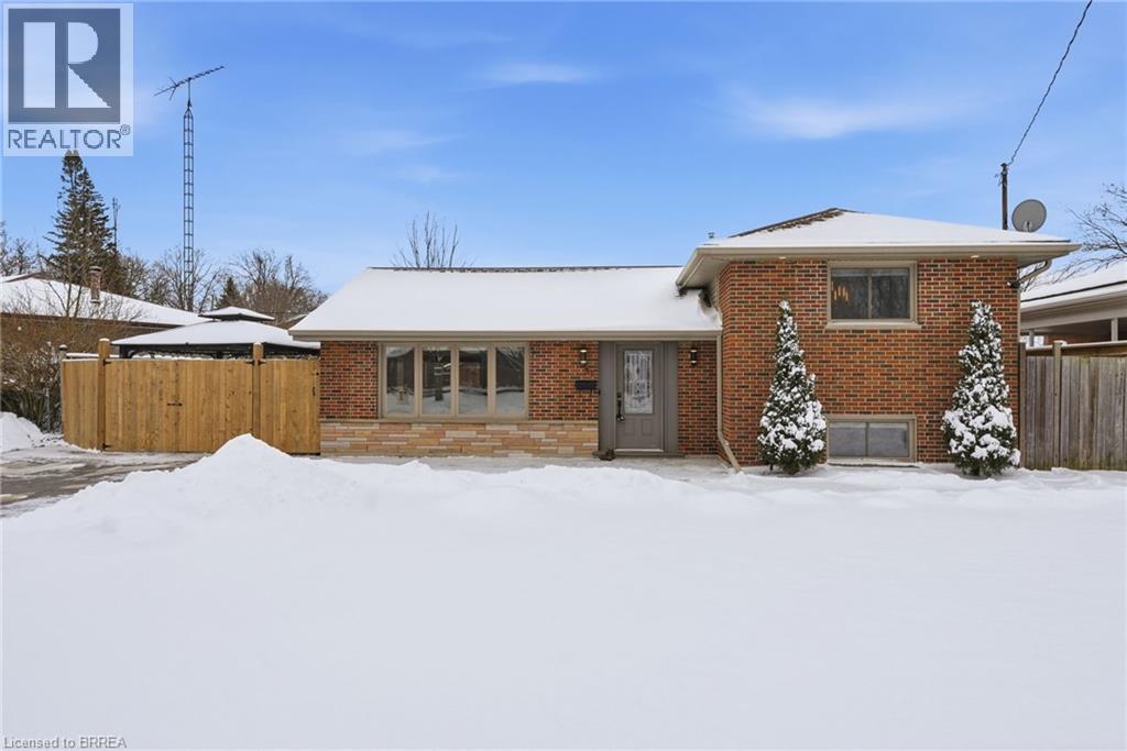 35 Hickery Place, Brantford, Ontario  N3S 3C7 - Photo 2 - 40811057