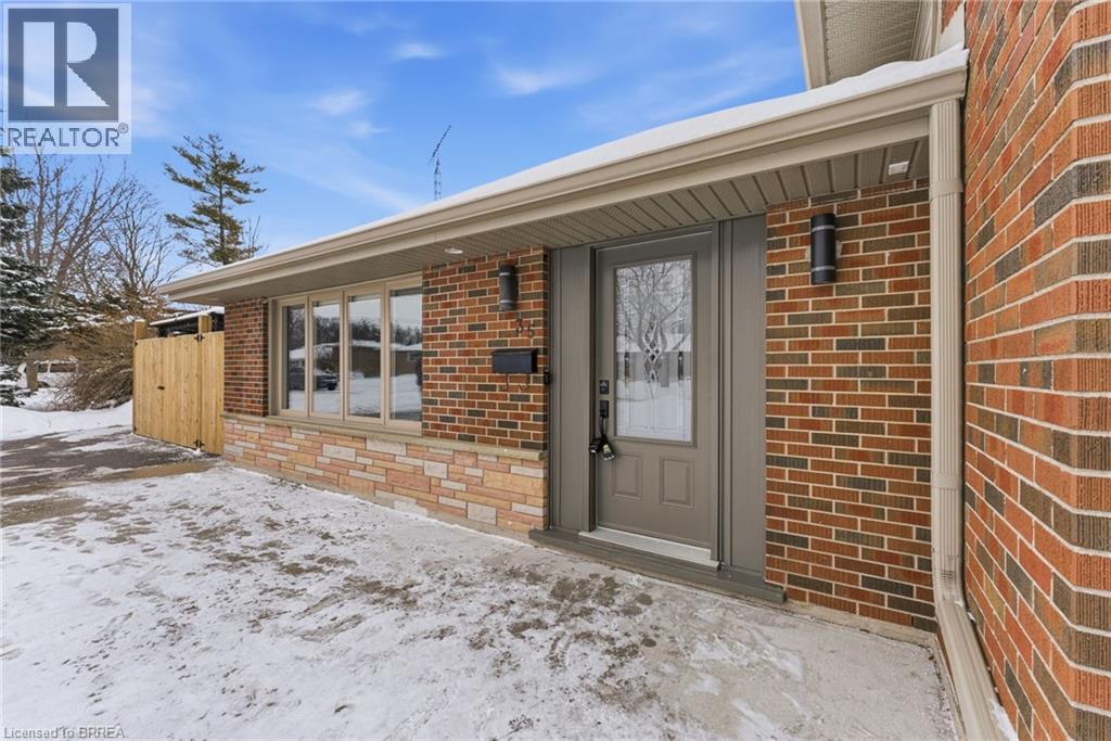 35 Hickery Place, Brantford, Ontario  N3S 3C7 - Photo 4 - 40811057