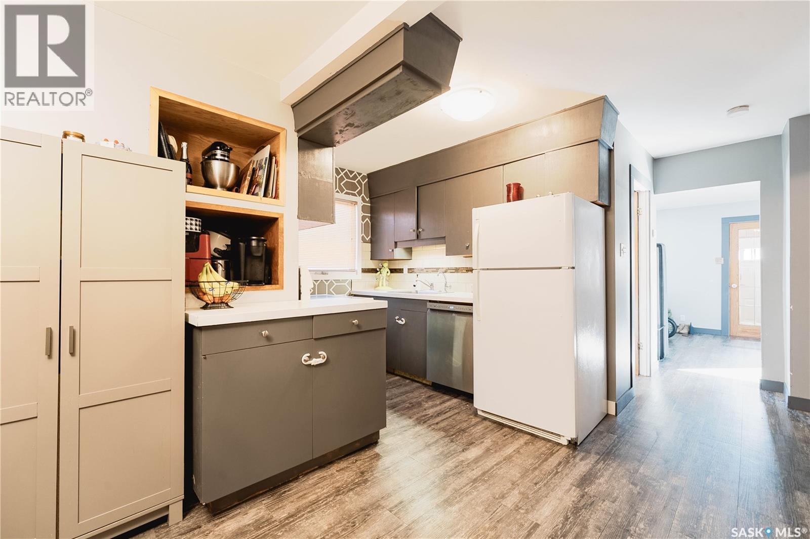 830 7th Avenue Nw, Moose Jaw, Saskatchewan  S6H 4C2 - Photo 20 - SK030172