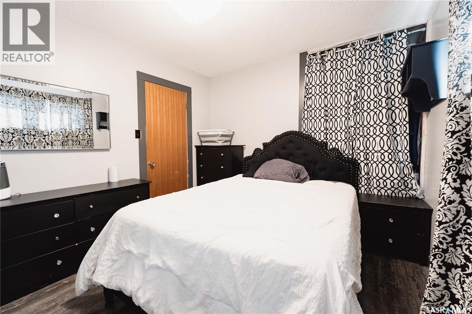 830 7th Avenue Nw, Moose Jaw, Saskatchewan  S6H 4C2 - Photo 29 - SK030172