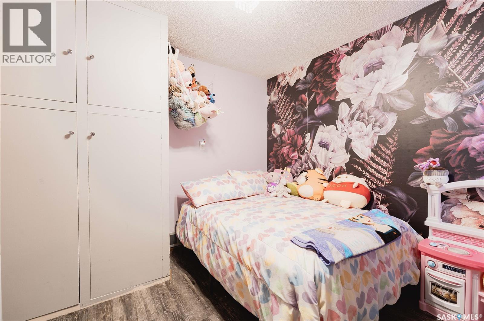 830 7th Avenue Nw, Moose Jaw, Saskatchewan  S6H 4C2 - Photo 31 - SK030172