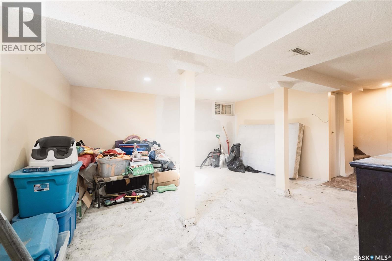 830 7th Avenue Nw, Moose Jaw, Saskatchewan  S6H 4C2 - Photo 39 - SK030172