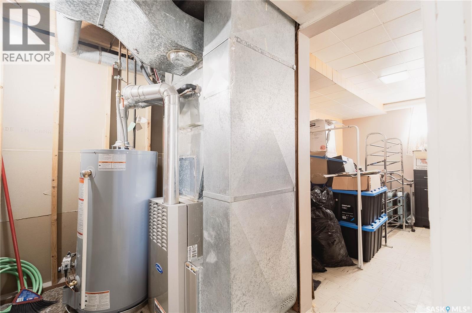 830 7th Avenue Nw, Moose Jaw, Saskatchewan  S6H 4C2 - Photo 40 - SK030172