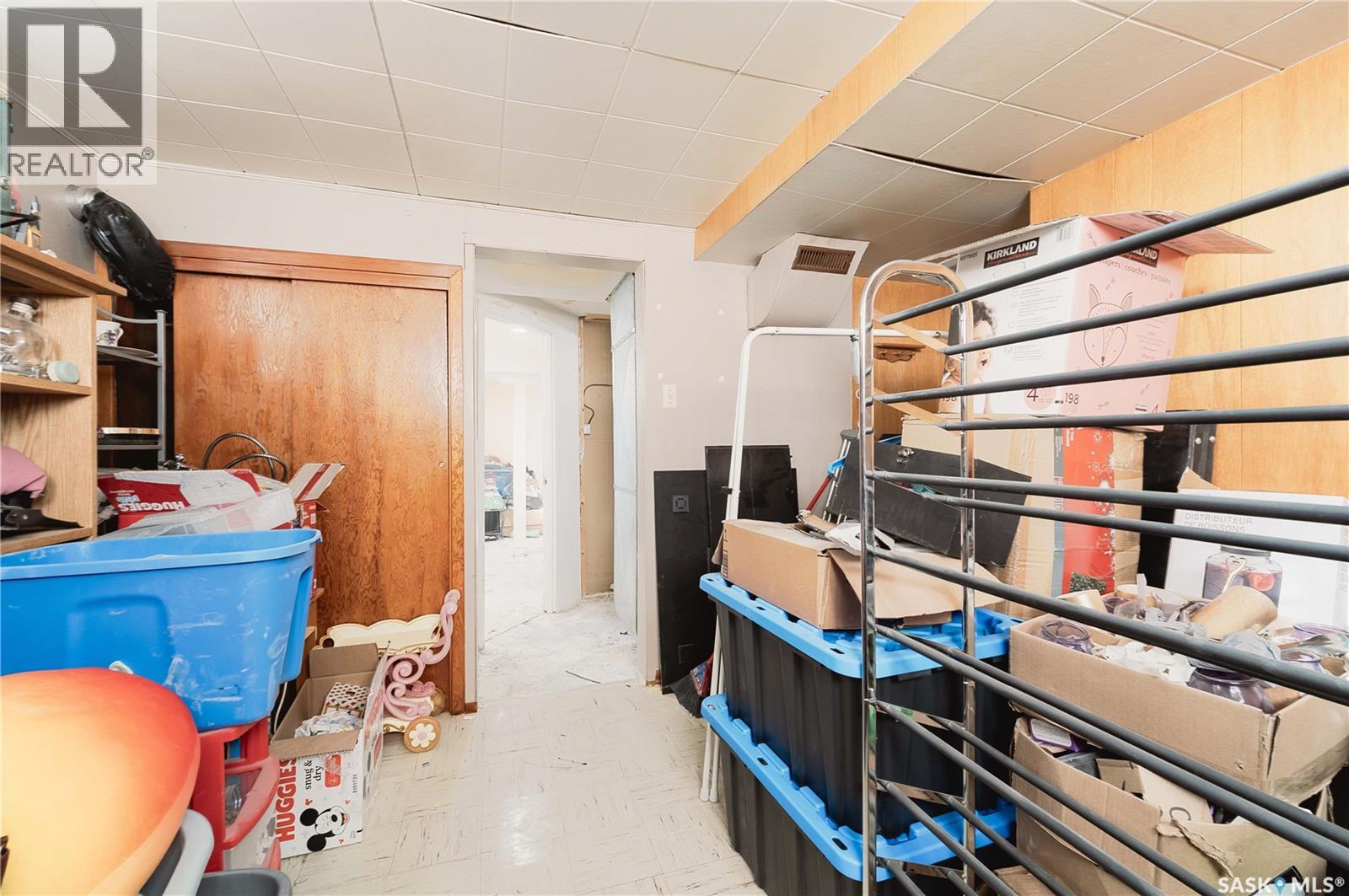 830 7th Avenue Nw, Moose Jaw, Saskatchewan  S6H 4C2 - Photo 42 - SK030172