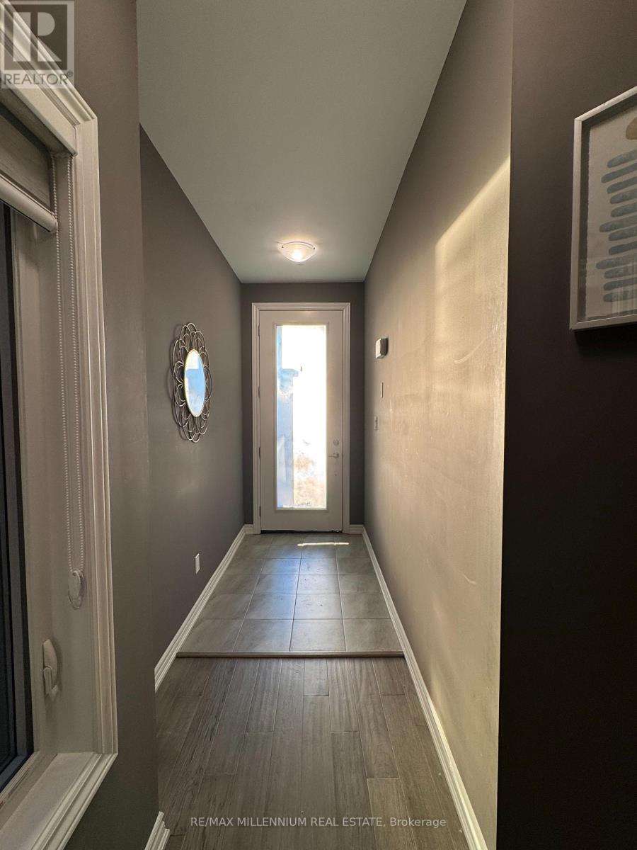 99 Louise Street, Welland (Lincoln/crowland), Ontario  L3B 0J8 - Photo 4 - X12870780