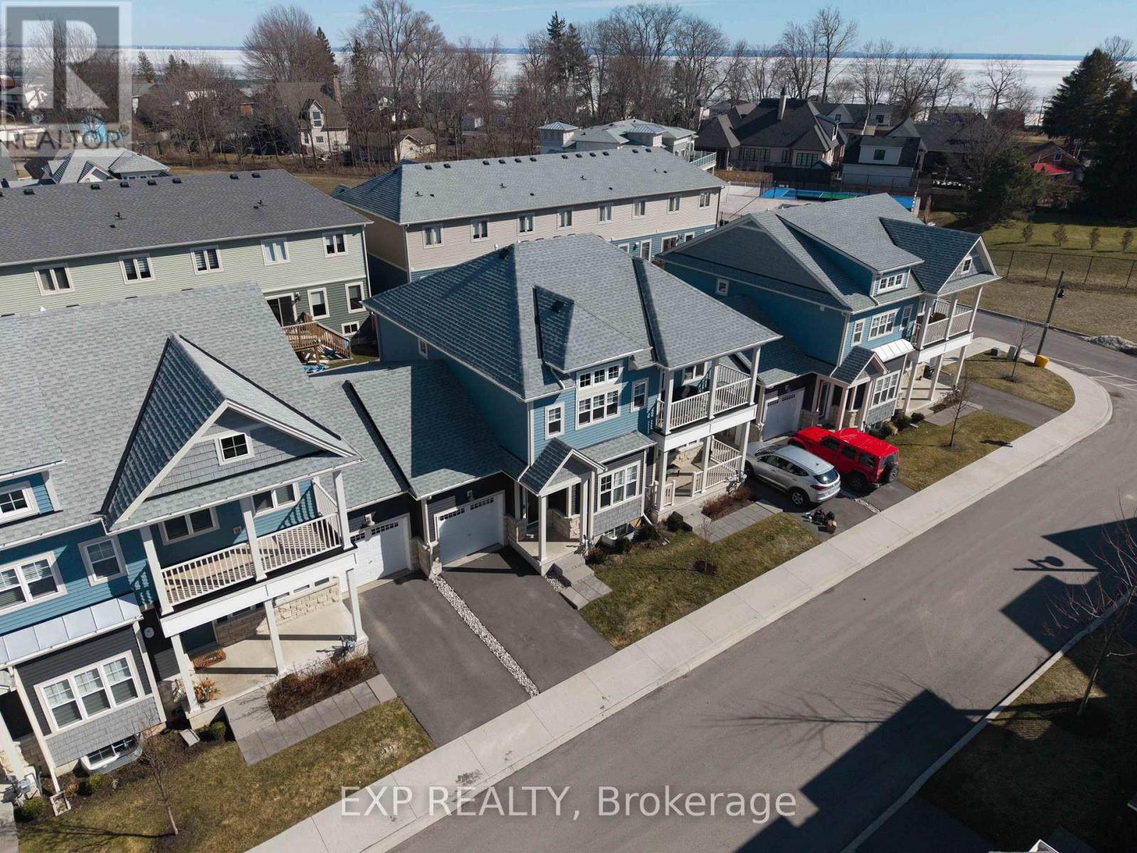 9b Shores Lane, Fort Erie (Crystal Beach), Ontario  L0S 1B0 - Photo 4 - X12870798