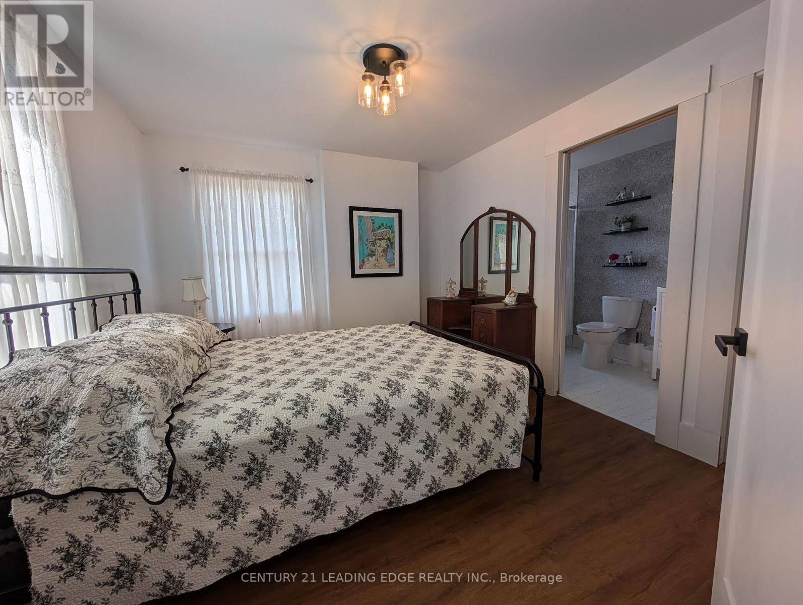 5969 Culp Street, Niagara Falls (Dorchester), Ontario  L2G 2B6 - Photo 10 - X12870804