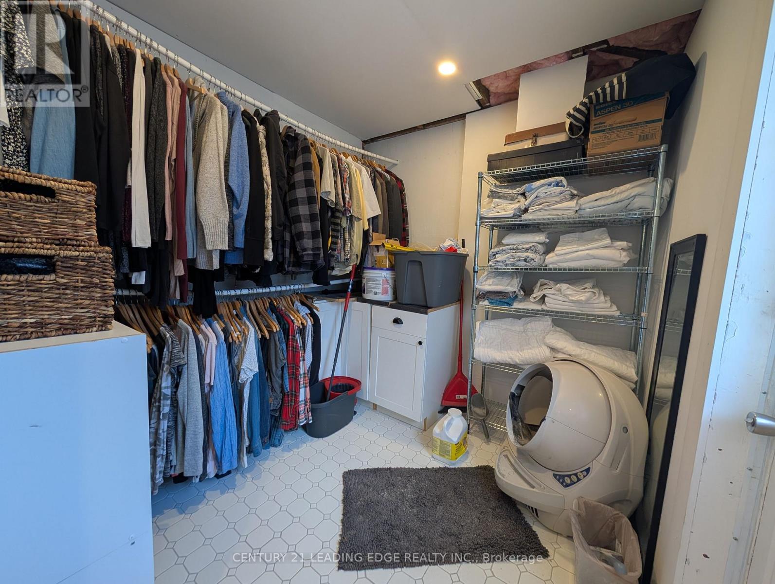 5969 Culp Street, Niagara Falls (Dorchester), Ontario  L2G 2B6 - Photo 13 - X12870804