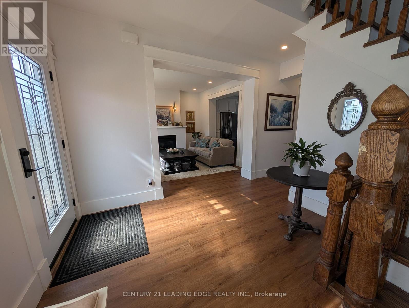 5969 Culp Street, Niagara Falls (Dorchester), Ontario  L2G 2B6 - Photo 4 - X12870804