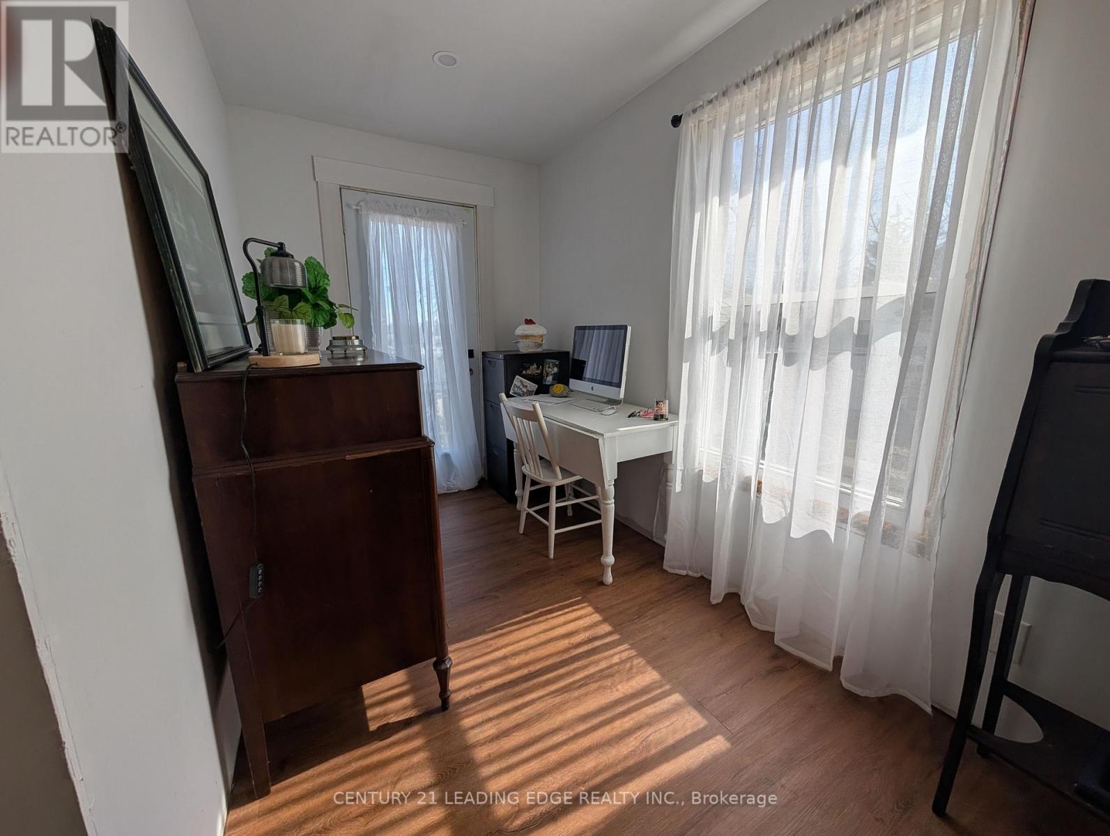 5969 Culp Street, Niagara Falls (Dorchester), Ontario  L2G 2B6 - Photo 9 - X12870804