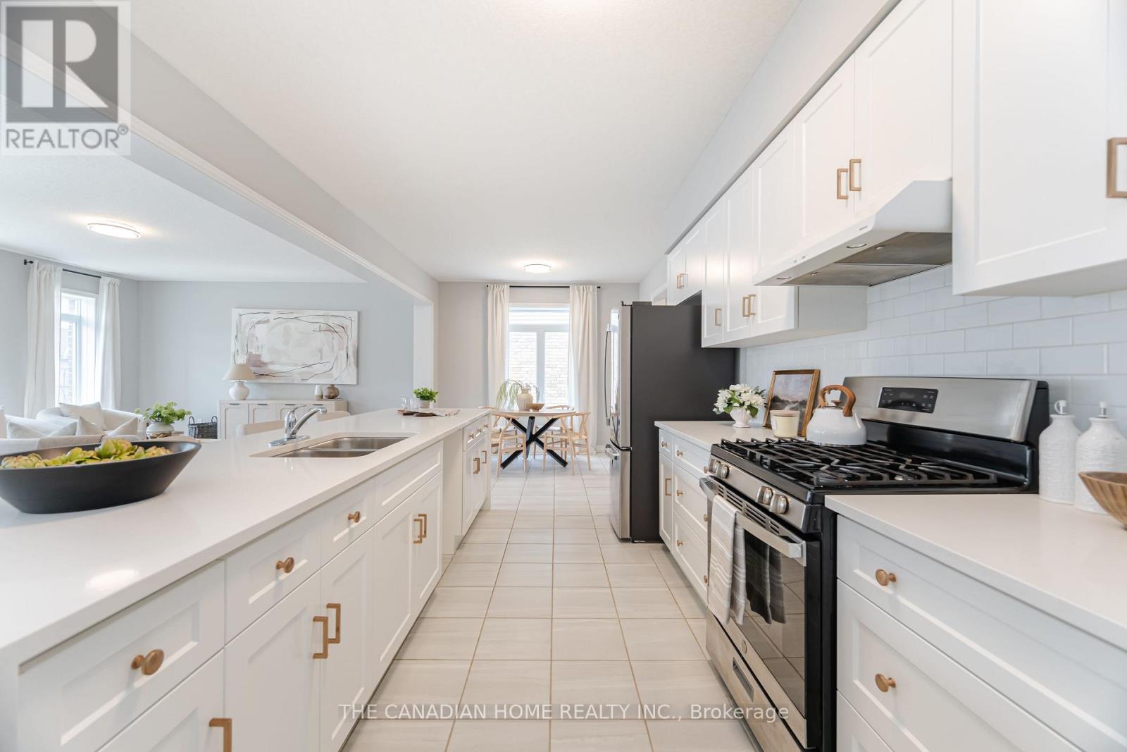 148 Starwood Drive, Guelph, Ontario  N1E 7G7 - Photo 11 - X12870824