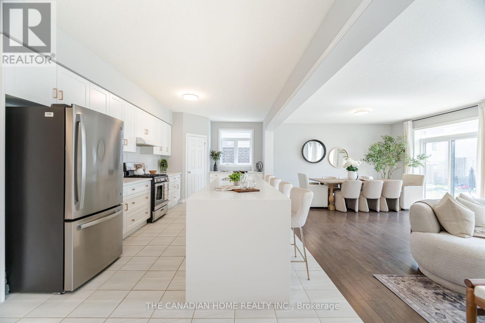 148 Starwood Drive, Guelph, Ontario  N1E 7G7 - Photo 9 - X12870824