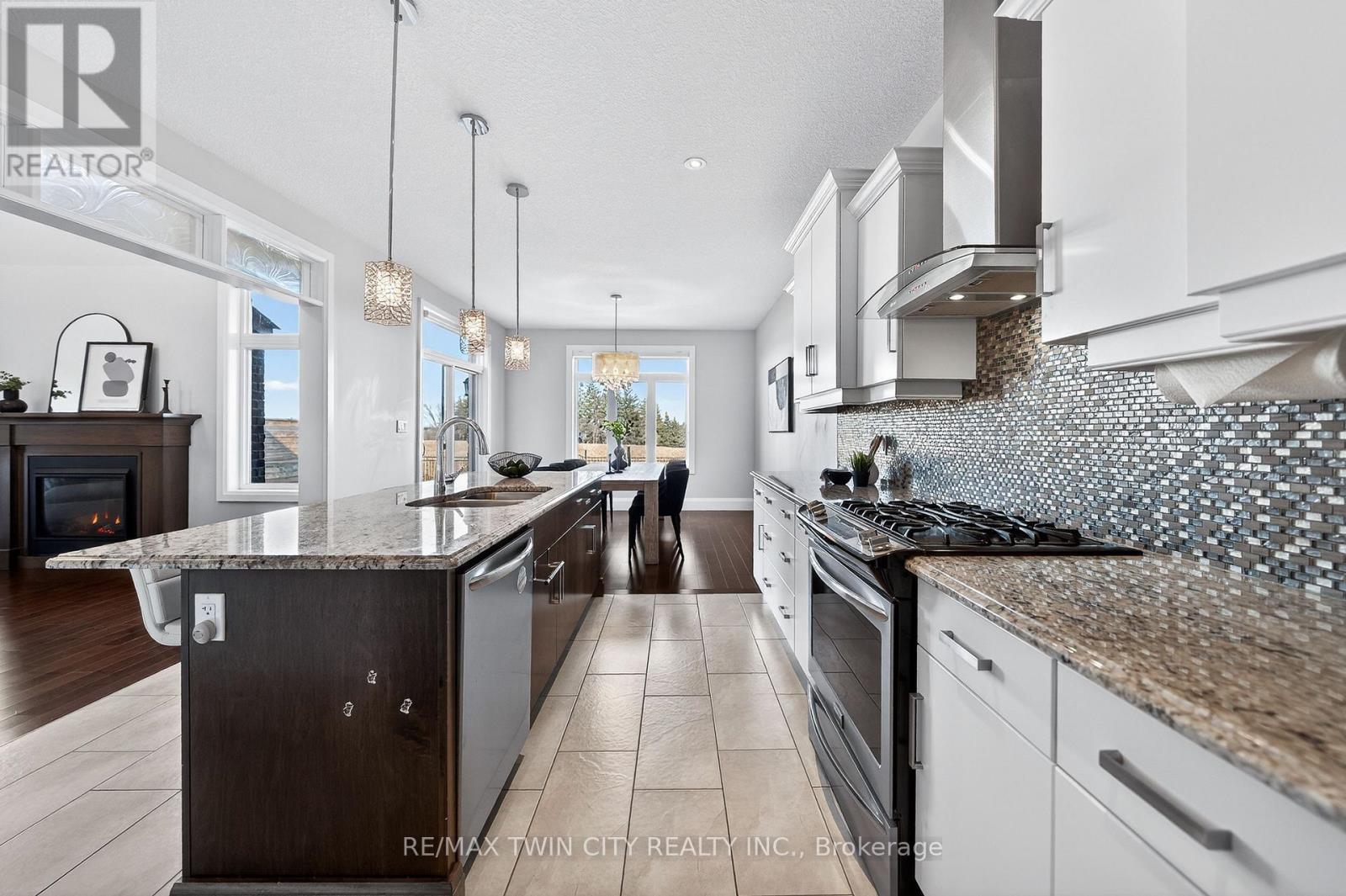 557 Millstream Drive, Waterloo, Ontario  N2K 0E1 - Photo 17 - X12870852