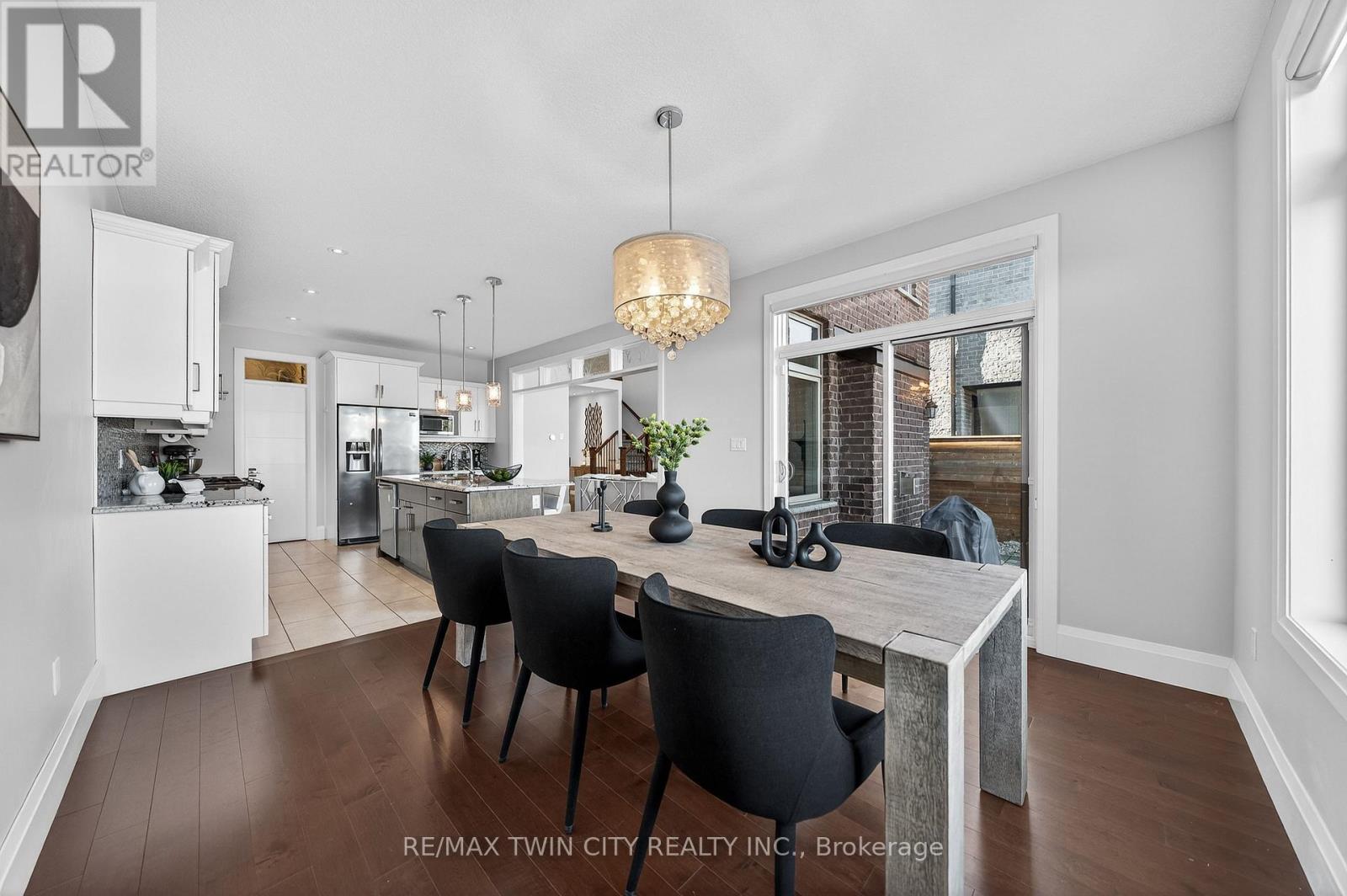 557 Millstream Drive, Waterloo, Ontario  N2K 0E1 - Photo 21 - X12870852