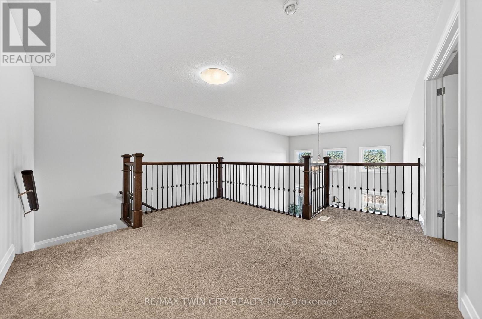 557 Millstream Drive, Waterloo, Ontario  N2K 0E1 - Photo 26 - X12870852