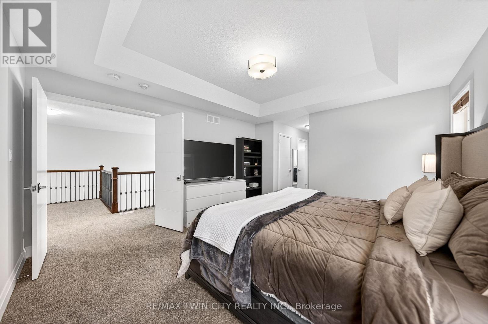 557 Millstream Drive, Waterloo, Ontario  N2K 0E1 - Photo 29 - X12870852