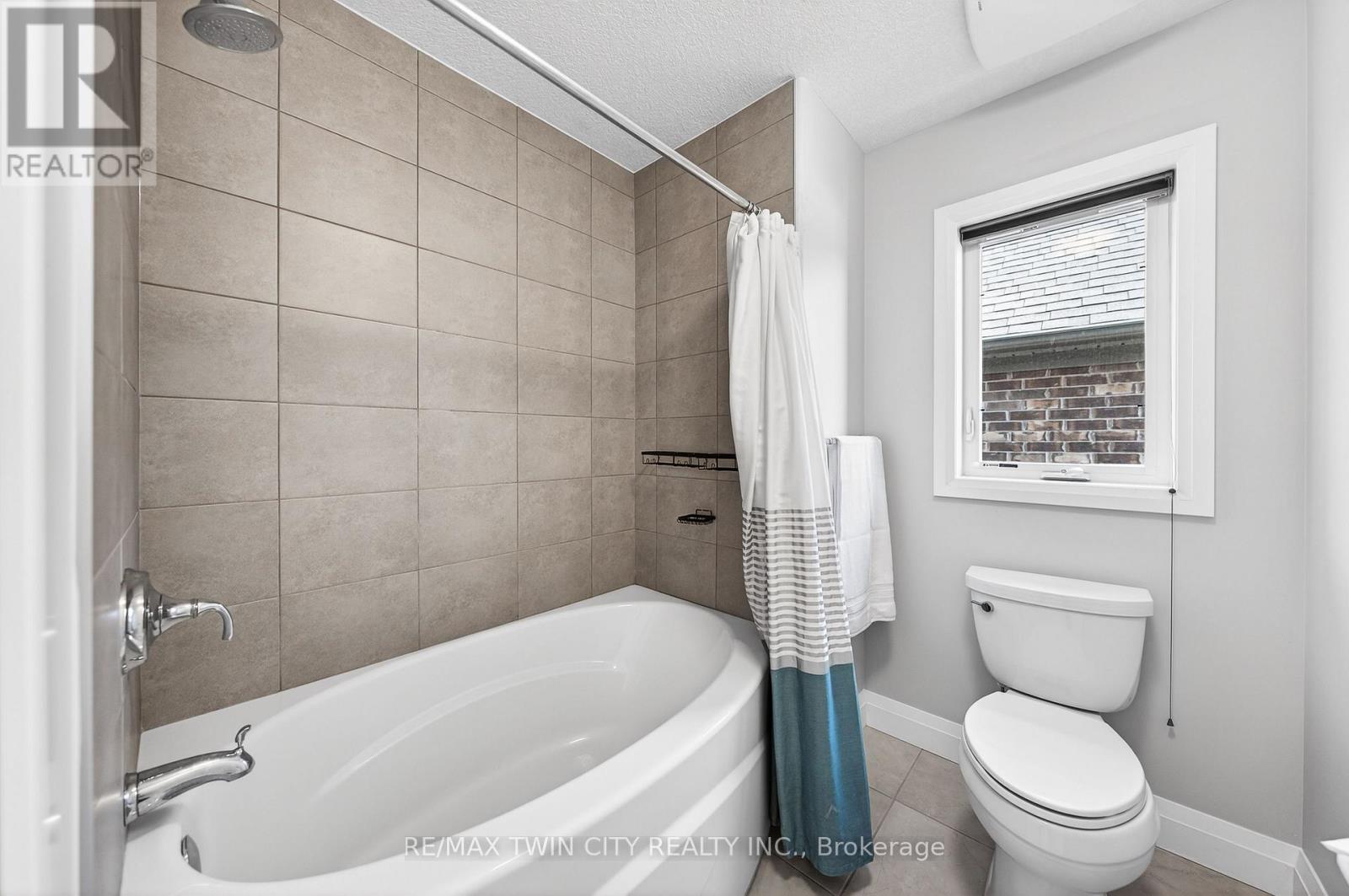 557 Millstream Drive, Waterloo, Ontario  N2K 0E1 - Photo 35 - X12870852