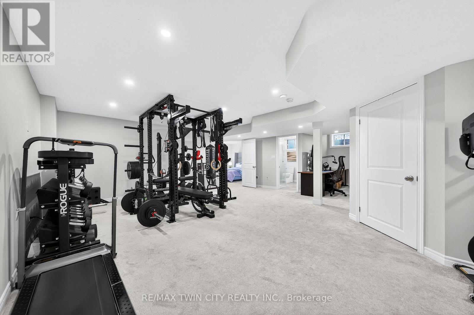 557 Millstream Drive, Waterloo, Ontario  N2K 0E1 - Photo 38 - X12870852