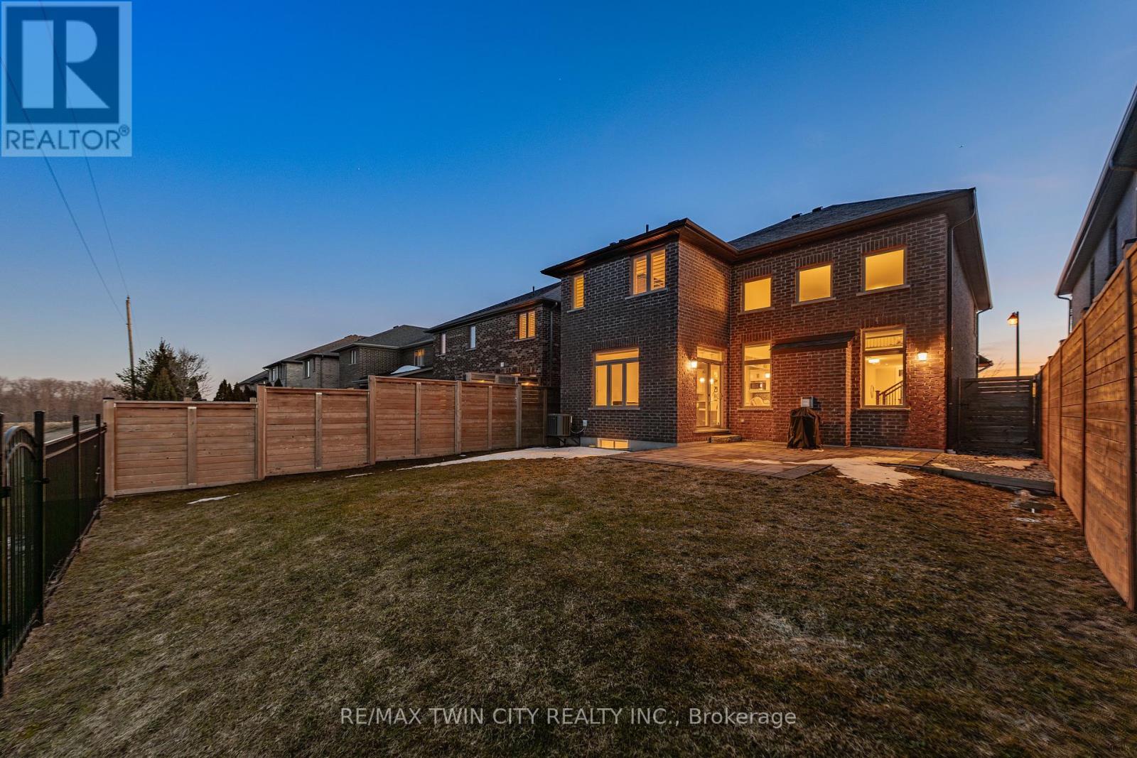 557 Millstream Drive, Waterloo, Ontario  N2K 0E1 - Photo 44 - X12870852