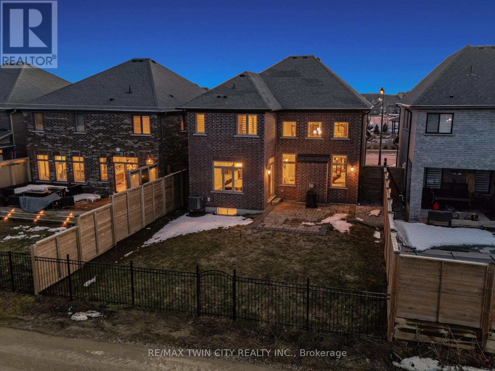 557 Millstream Drive, Waterloo, Ontario  N2K 0E1 - Photo 50 - X12870852