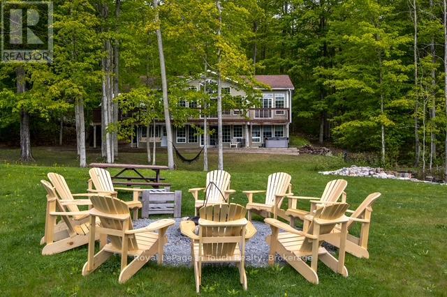 157 Farlain Lake Road W, Tiny, Ontario  L9M 0B9 - Photo 1 - S12861868