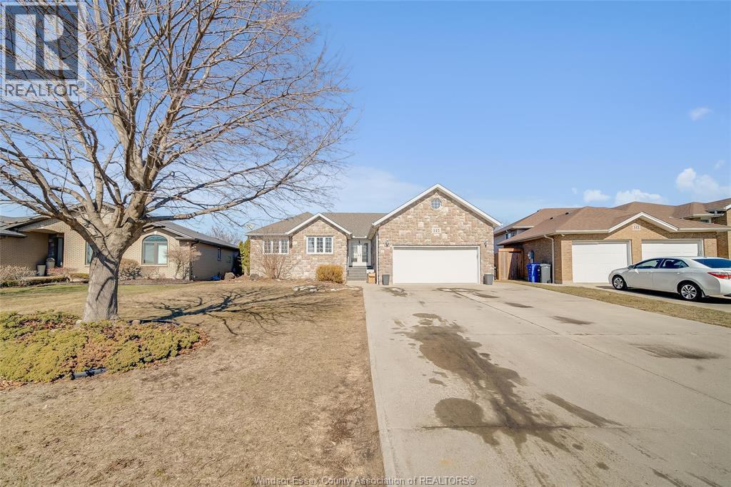 145 Ellison Street, Leamington, Ontario  N8H 5H9 - Photo 1 - 26005020