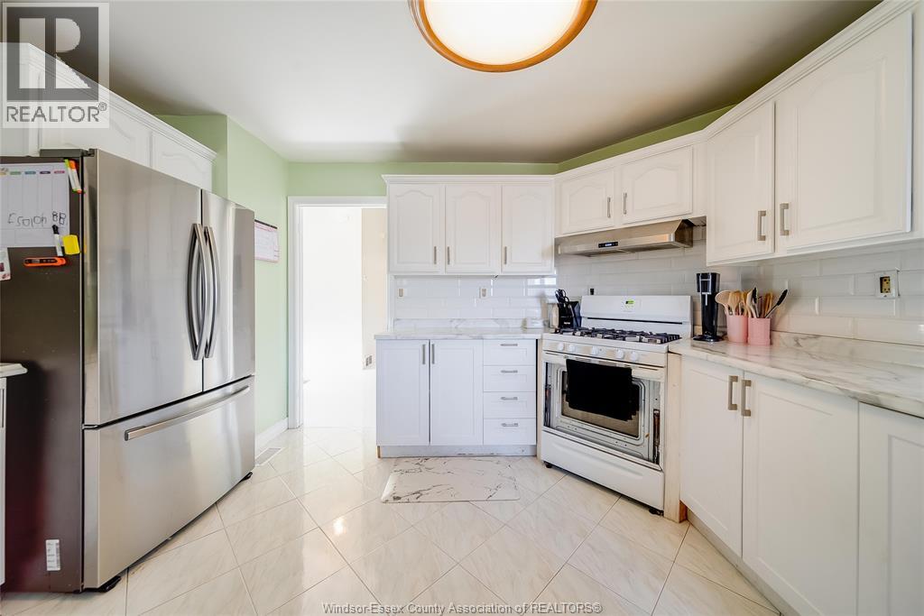 145 Ellison Street, Leamington, Ontario  N8H 5H9 - Photo 16 - 26005020