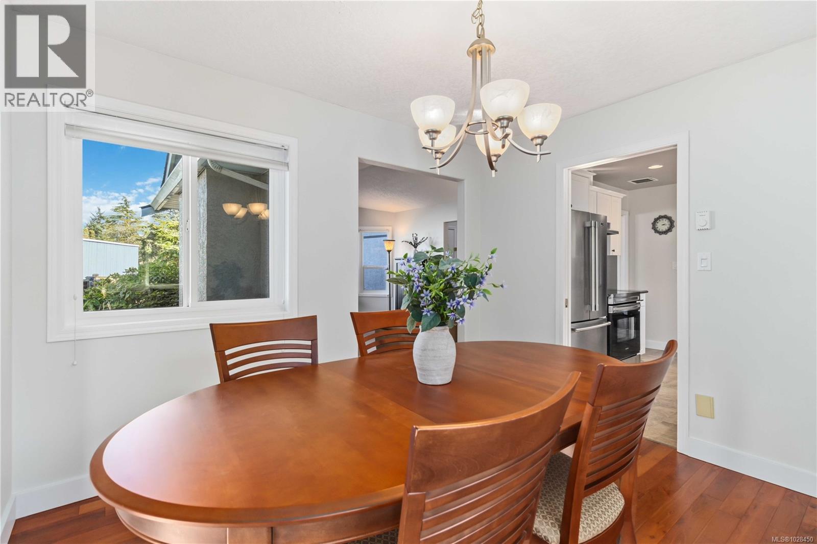 4120 Ambassy Pl, Saanich, British Columbia  V8X 2M4 - Photo 20 - 1028450