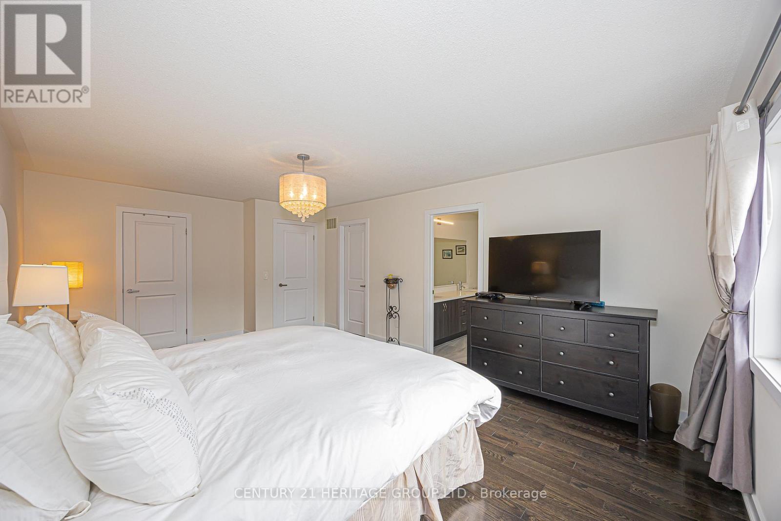 25 Helliwell Crescent, Richmond Hill, Ontario  L4E 1C7 - Photo 23 - N12857104